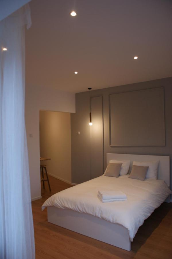 On The River Ultra Central Suites Bukarest Exterior foto