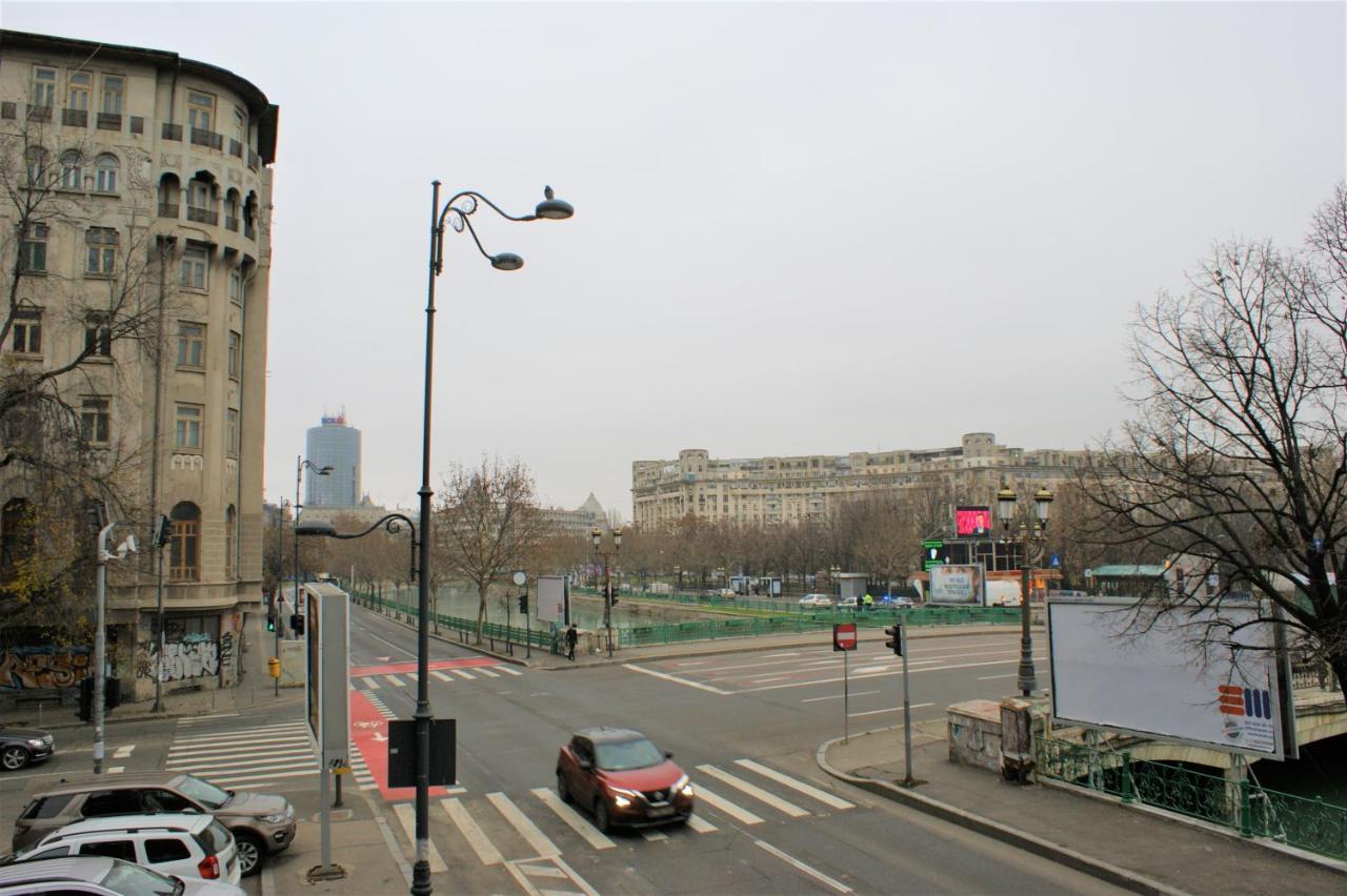 On The River Ultra Central Suites Bukarest Exterior foto