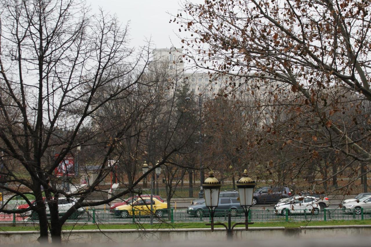 On The River Ultra Central Suites Bukarest Exterior foto